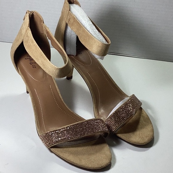 STYLE & CO
Phillys Two-Piece Evening Sandals, - Picture 6 of 9